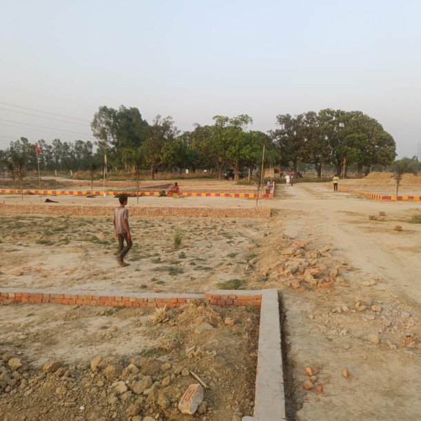 Affordable Plots on Lucknow to Barabanki Road - Starting at ₹499/sqft | No Interest |-2