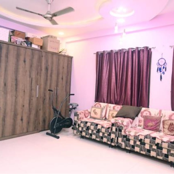 Lavish 5BHK Bungalow for Sale in Kharbi Road, Nagpur - ₹3Cr-4