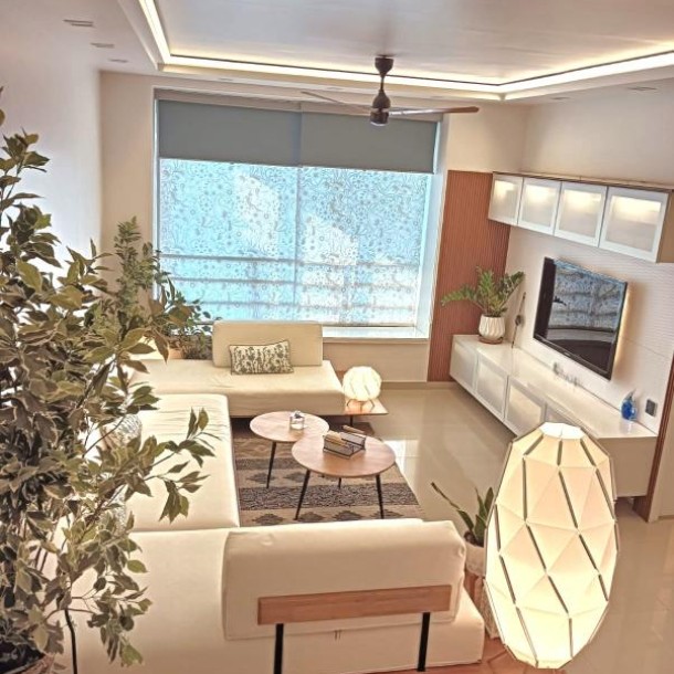 2.5BHK Furnished Flat in Oberoi Springs, Andheri Lokhandwala – ₹2.35L-6