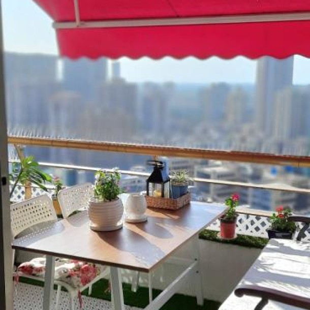 2.5BHK Furnished Flat in Oberoi Springs, Andheri Lokhandwala – ₹2.35L-4