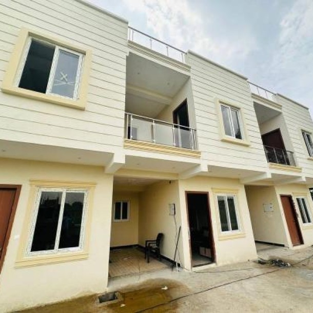 Saraswati Embassy Phase 2 – Premium Villas & Plots in Greater Noida West-4