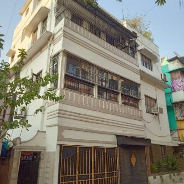 3-Storey House for Sale Near Rabindra Sarobar Metro, Kolkata – ₹2.8 Cr-6
