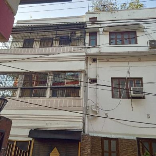 3-Storey House for Sale Near Rabindra Sarobar Metro, Kolkata – ₹2.8 Cr-2