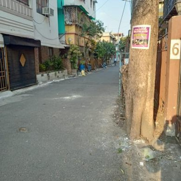 3-Storey House for Sale Near Rabindra Sarobar Metro, Kolkata – ₹2.8 Cr-1