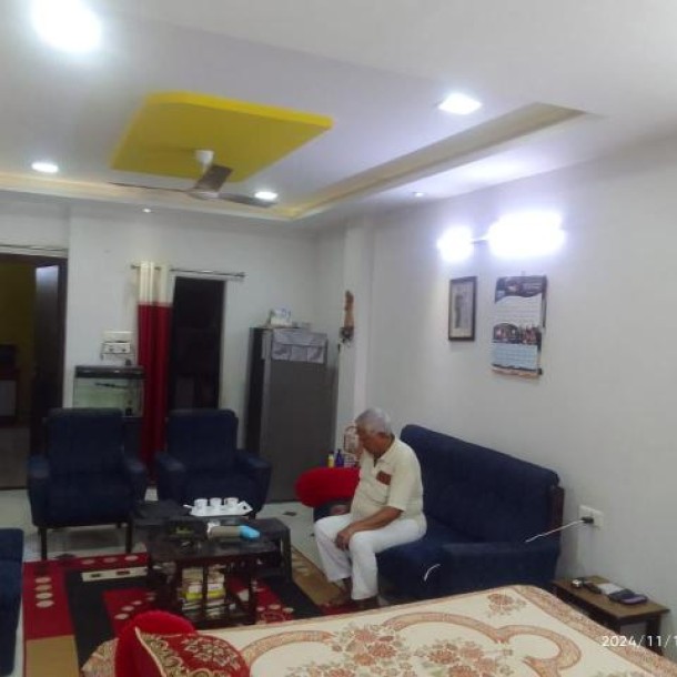 4 BHK Duplex with Attached Baths, Terrace & Parking at Satellite Junction Indore-12