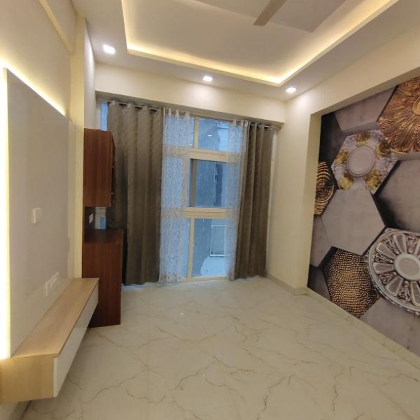 Saraswati Signature Homes – Premium 2 & 3 BHK Flats in Greater Noida West-13