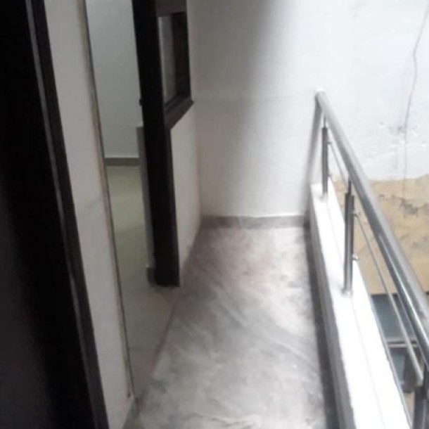 2BHK for Sale - 800 sqft, Upper Ground Floor, Parking, Lift - Near Ghitorni Talab, Delhi - Just 35 Lac!-7