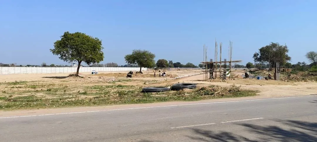 Plots for Sale Near Ramaipur Chauraha, Kanpur – ₹12000 per Gaj