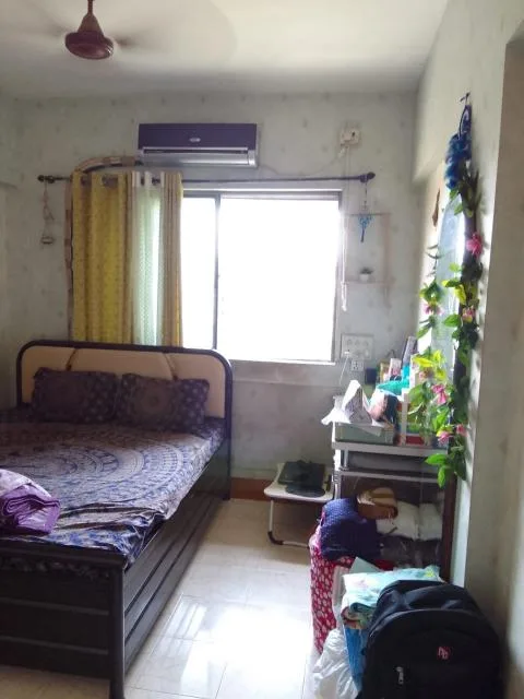 2BHK Resale in Kandivali West | 700 Sqft Carpet | ₹1.50 Cr