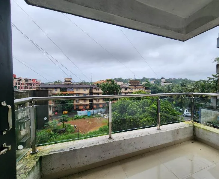 2 Bhk 94sqmt flat for Sale in Taleigao, North-Goa.(90L)
