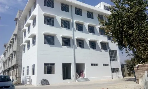 Factory for Rent: 12000 Sq Ft. 4 Floors, DLF Industrial Area Faridabad.