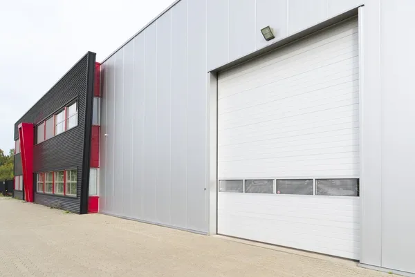 Spacious Warehouse for Lease: 10,000 Sq Ft.