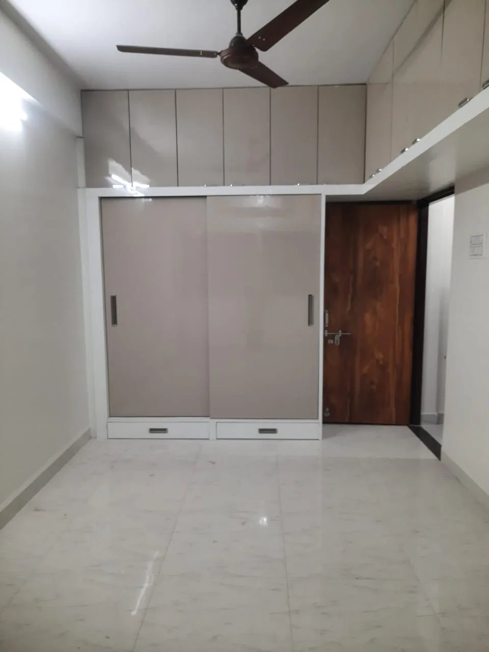 2BHK Semi Furnished Flat At Nagpur