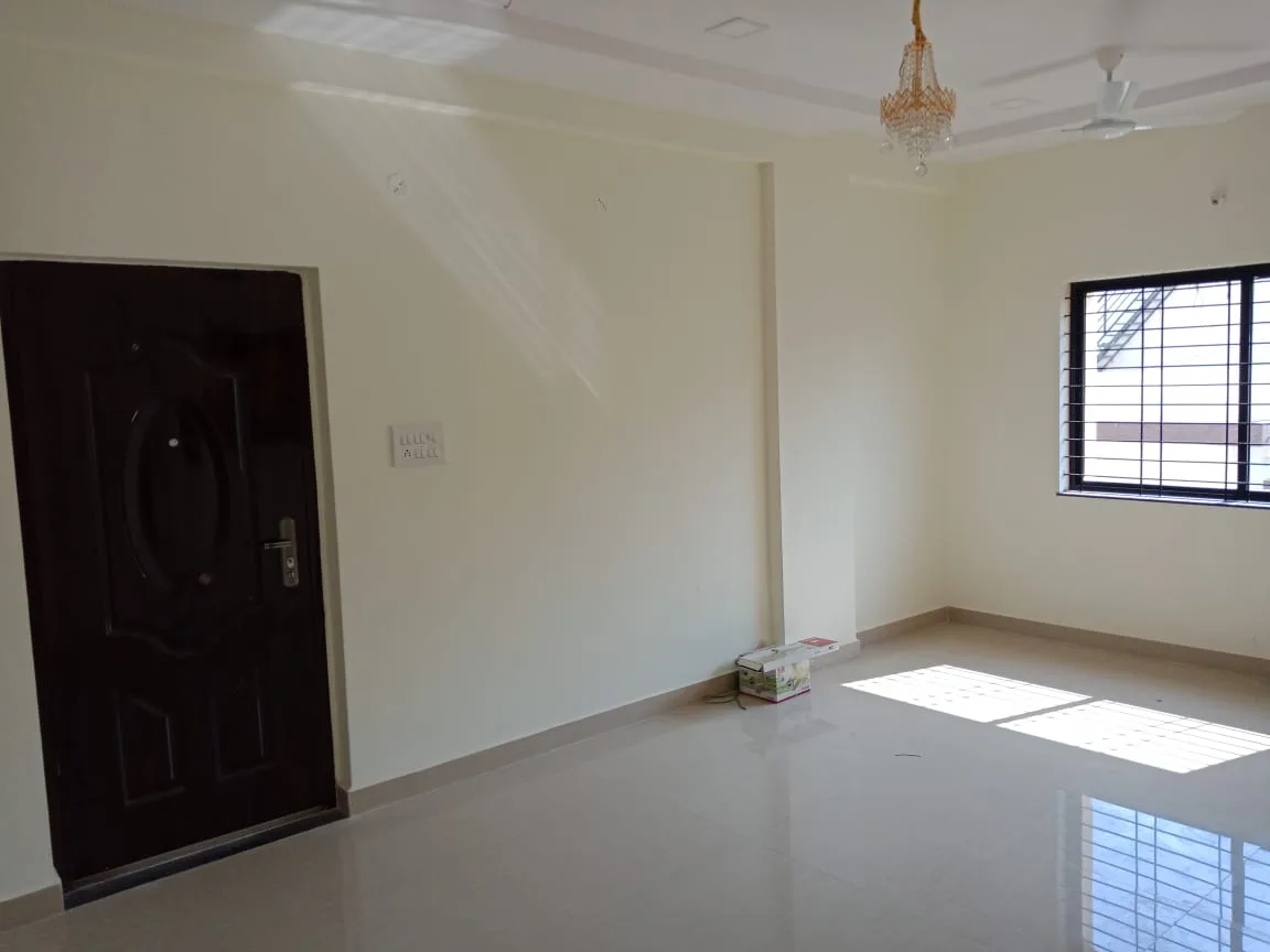 3BHK Semi Furnished Flat At Nagpur