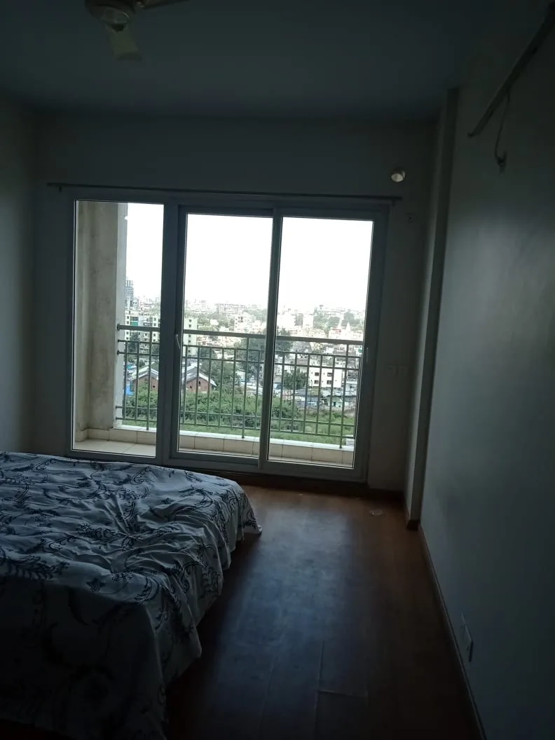 Spacious 3BHK Flat with Modern Amenities | Prime Location & Comfortable Living