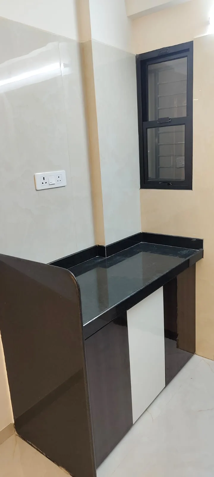 Spacious 3BHK Flat with Modern Amenities | Prime Location & Comfortable Living