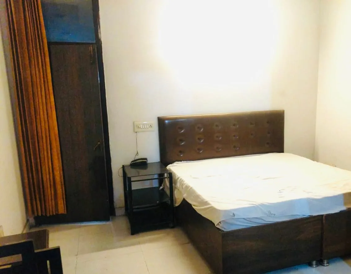 2 BHK Ground & First Floor for Sale in Malviya Nagar | Mixed-Use Property