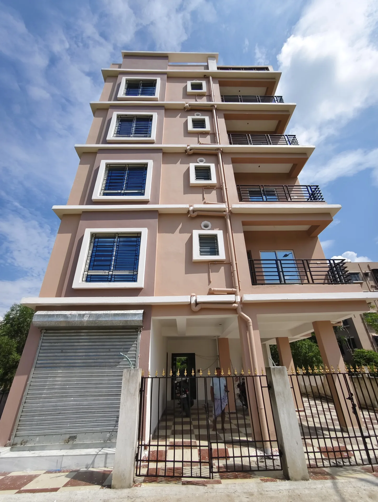 2 BHK Apartment for Sale in Newtown | 1000 Sq. Ft. | ₹55 Lakhs | LIG Category