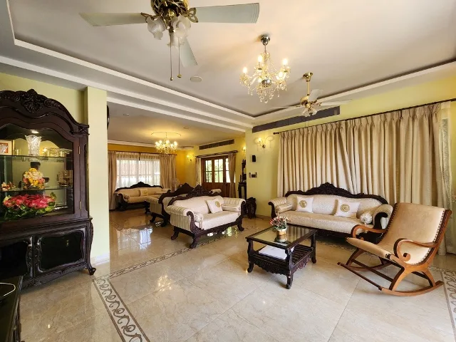 3.5 Bhk Independent Bungalow, Luxury Semi-furnished for Sale in Porvorim, North-Goa. (7Cr)