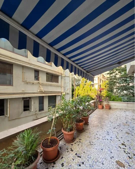 4BHK Fully Furnished Flat with Terrace in Juhu Gulmohar – ₹13 Cr, 2000 Sq.Ft
