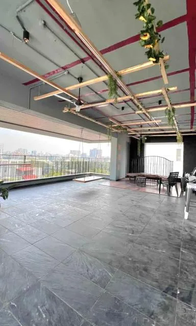 Luxurious 3.5BHK with Terrace for Rent in Juhu Gulmohar Road – ₹6.5L