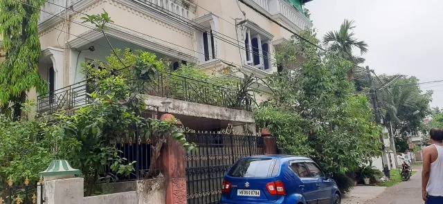 Luxurious Bungalow for Sale near Kavi Subhash Metro, New Garia – ₹2.3 Cr