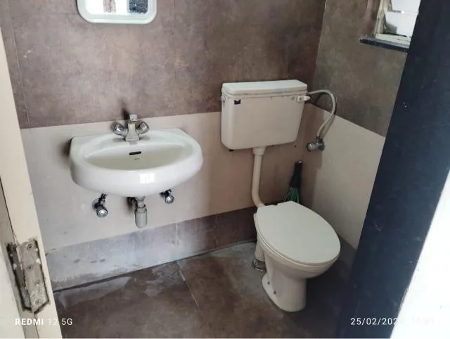2 BHK Semi-Furnished Flat for Resale in Gulmohar Helios, Kharadi, Pune