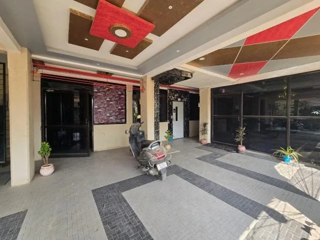 Elite 1BHK Fully Furnished Flats in Kharadi | No Brokerage | Rent ₹34,999