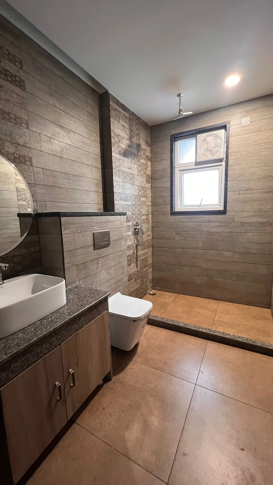 Fantastic Builder Floor for sale