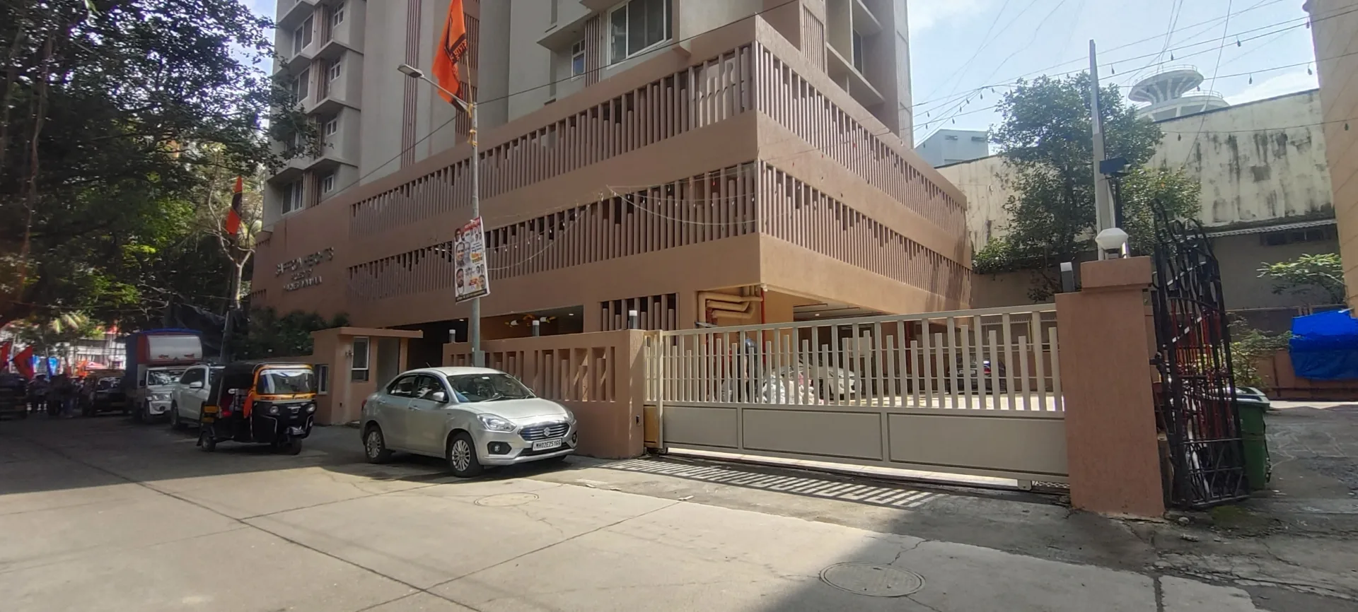 Luxurious 2BHK for Sale at Saffron Heights, Andheri West | Sea & City Views, 15+ Amenities