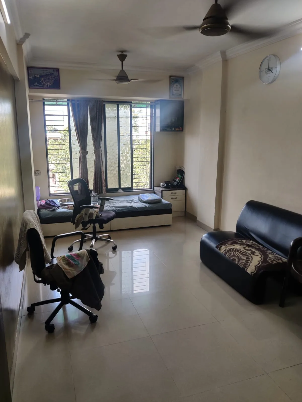 2 Bhk flat for sale In Kalyan west, Tilak Chowk.