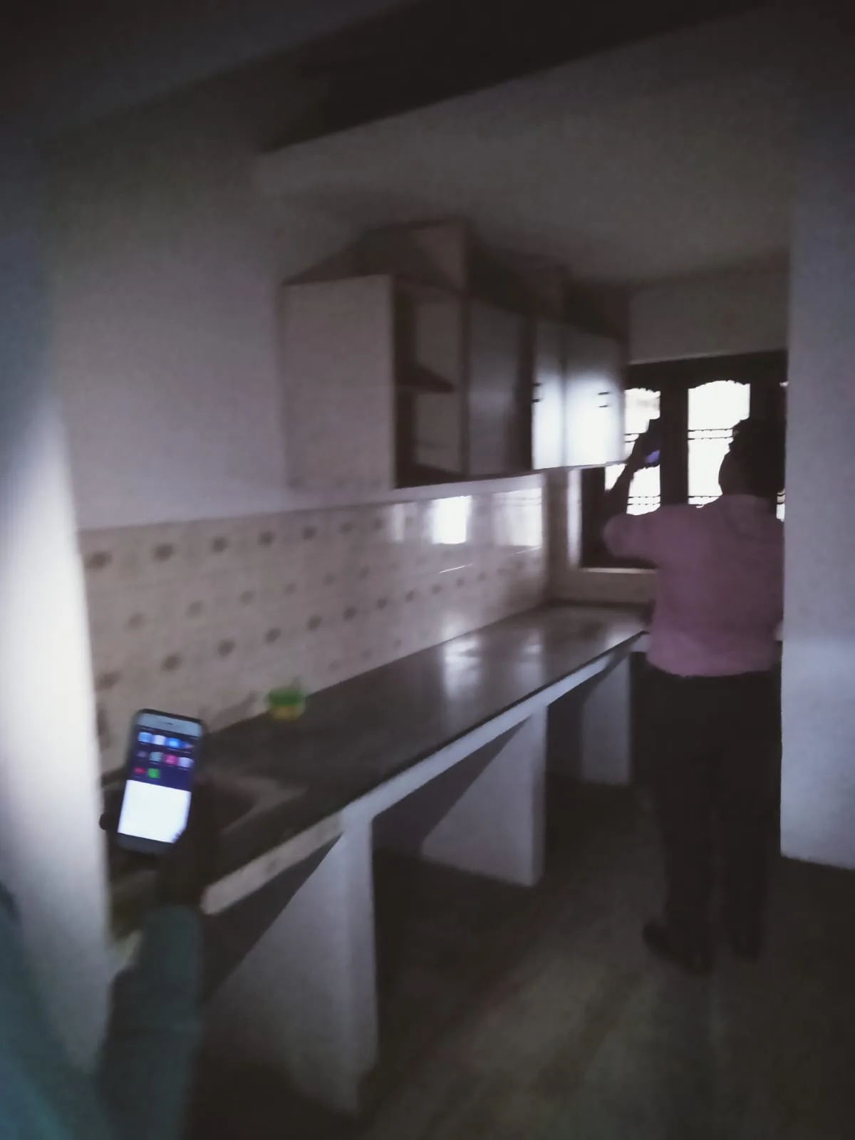 Rent p house Dena hai 11000