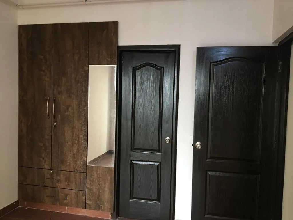 2 BHK SEMI FURNISHED FLAT ON RENT