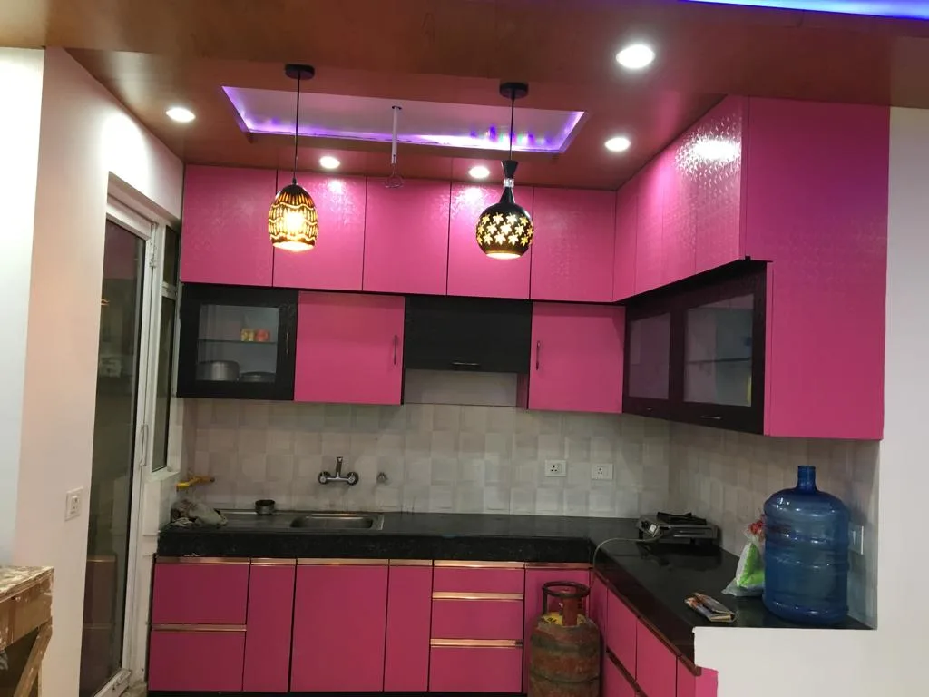2 BHK SEMI FURNISHED FLAT ON RENT