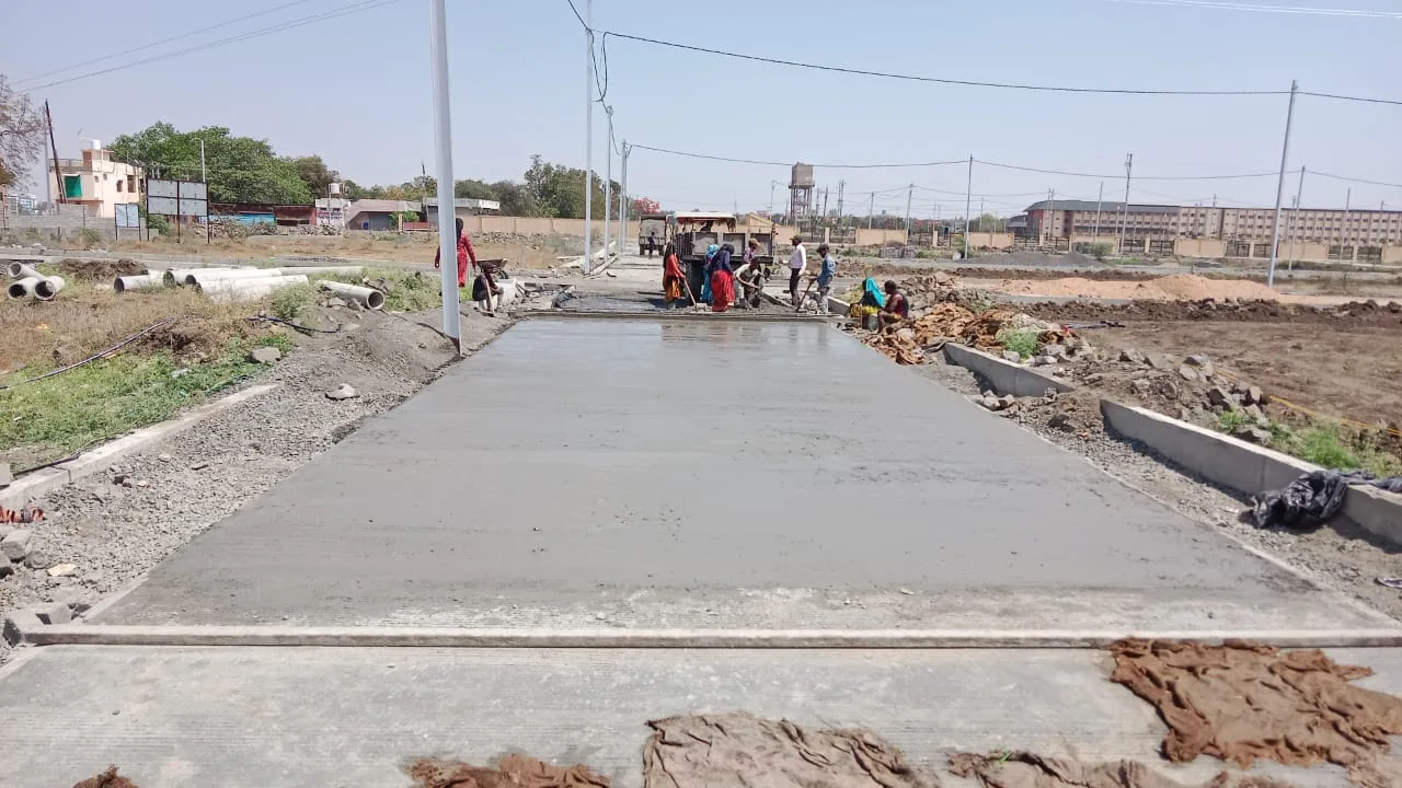 Plot for Sale Near Shishukunj International School, Indore - 800 Sq Ft