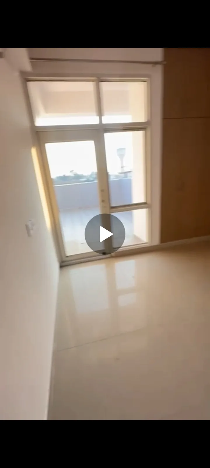 Vistar me flat sale hona h 67 lakh me 2bhk