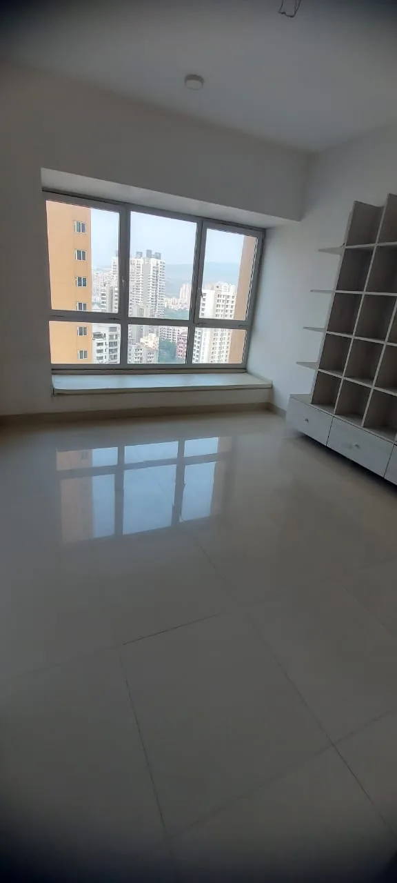 Rent a Comfortable 4 BHK Semi-Furnished Flat in Goregaon east DB Woods