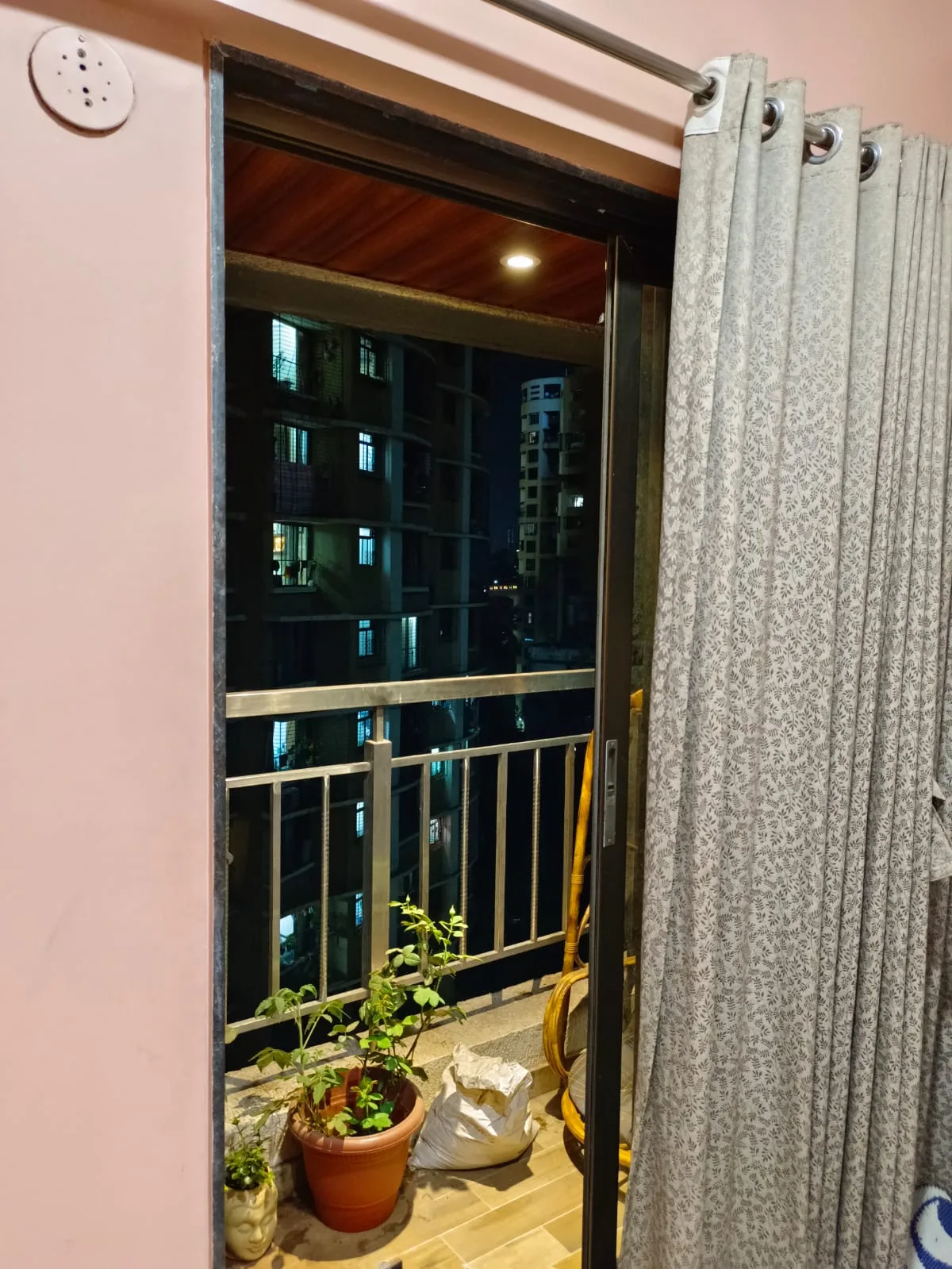 Rent a Comfortable 1BHK Semi-Furnished Flat in Prayag Heights