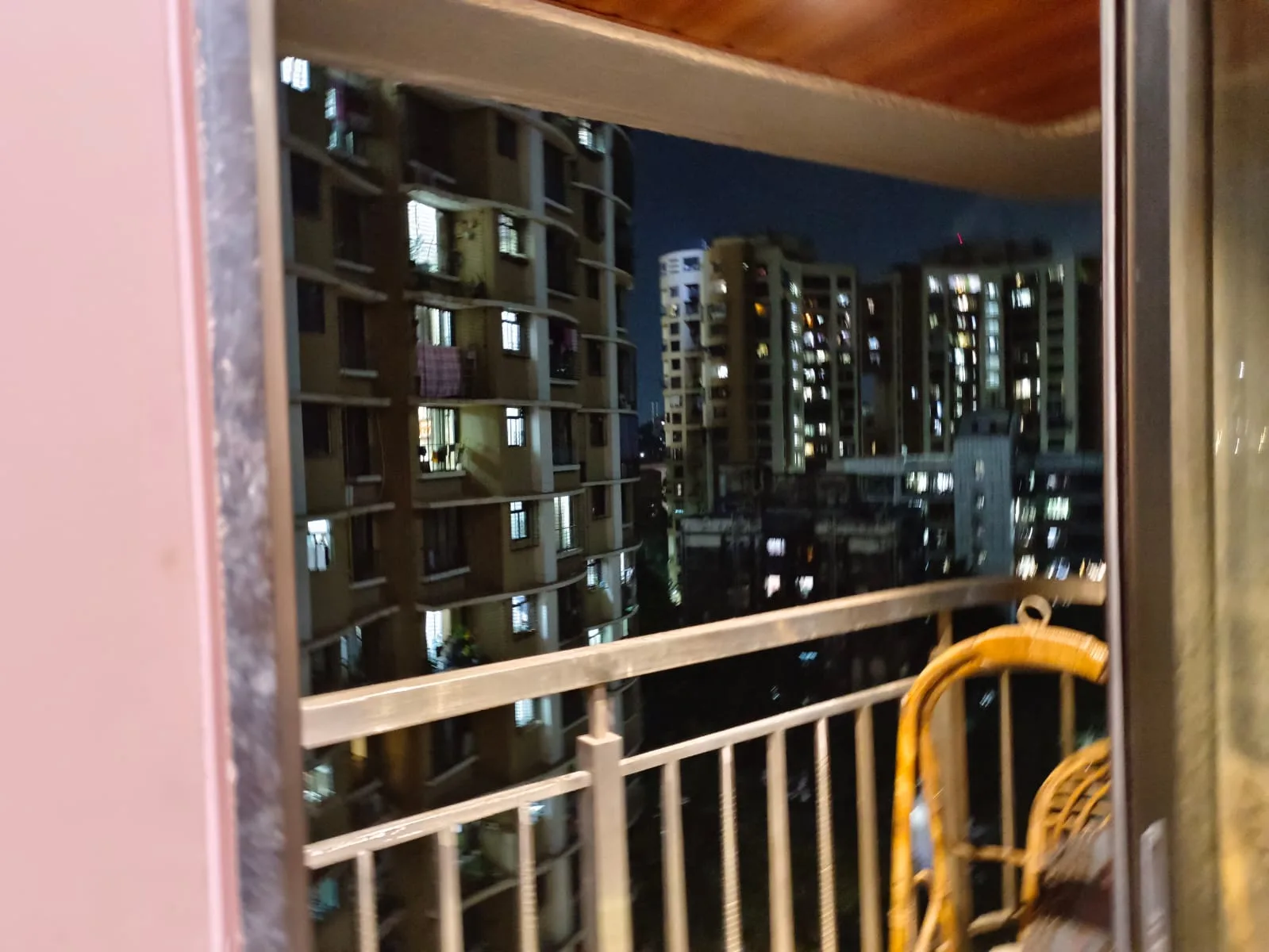 Rent a Comfortable 1BHK Semi-Furnished Flat in Prayag Heights