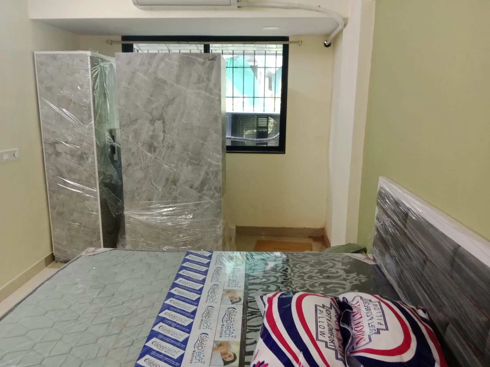 Rent a Comfortable 1BHK Semi-Furnished Flat in  Kshitij CHS
