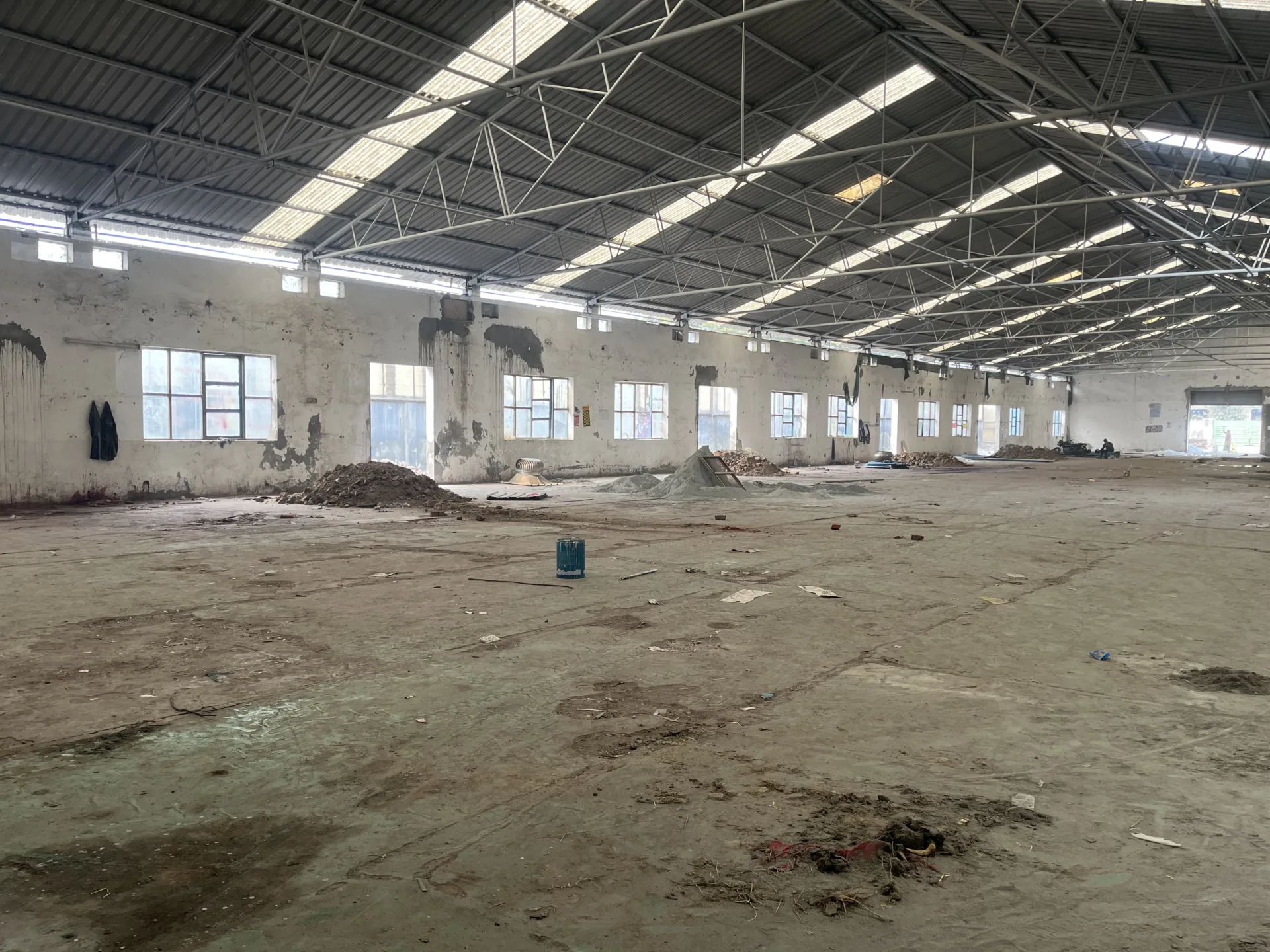 30,000 Sq Ft Warehouse for Lease in Faridabad - Optimize Your Storage and Logistics