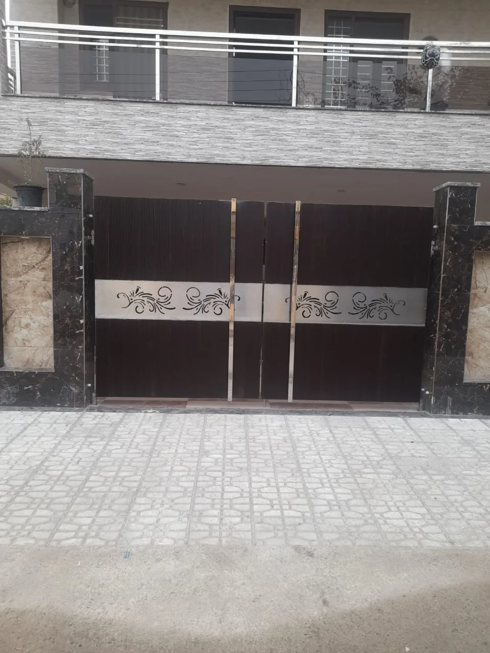 1999 Sq Ft Builder Floor for Sale in Sector 28 Faridabad - Your Dream Home Awaits