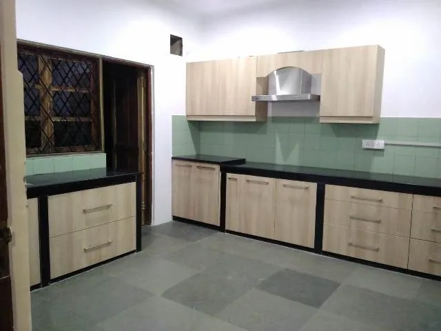 3 Bhk Row Villa 220sqmt for Rent in Panjim, North-Goa.(82k)