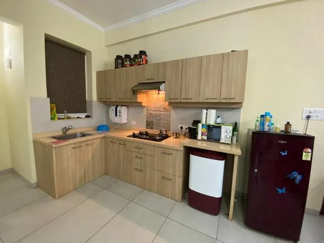 1 Bhk 83sqmt flat furnished for Rent in Candolim, North-Goa. (40K)