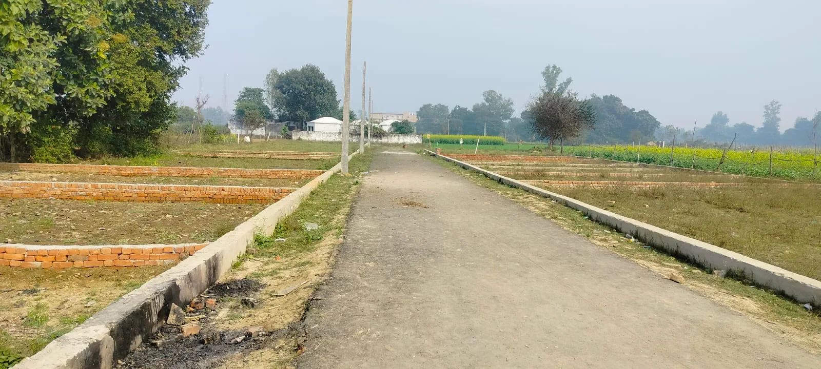 हाईवे से मात्र 300 मीटर पर प्लाट उपलब्ध - सीतापुर रोड लखनऊ
