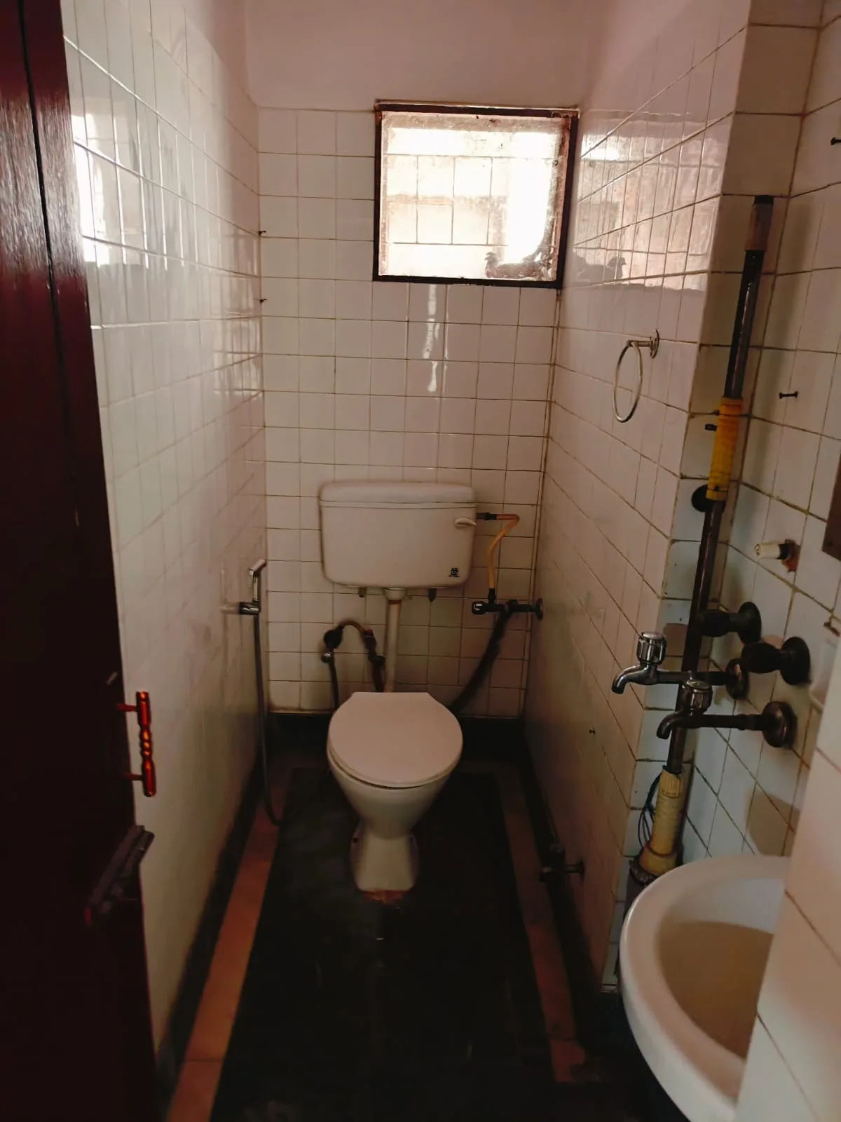 2 BHK Flat for Rent in Sukhdev Vihar, Pocket-A, Delhi - ₹38,000 | 1st Floor | Gated Society