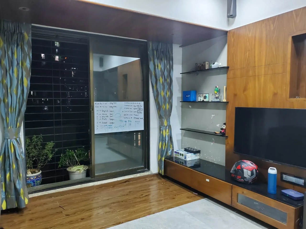 Luxurious 3BHK Duplex for Sale in Malad East, 1300 Sqft, Fully Furnished, with Car Parking - ₹2.70 Cr